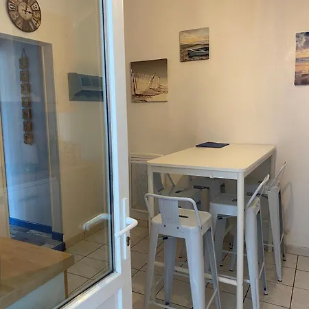 Maison Petite Bleue Piscine Privee Chauffee Lacanau